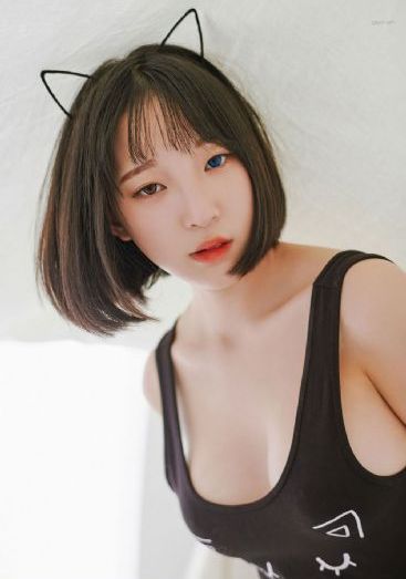 女人扒开双腿让男人桶