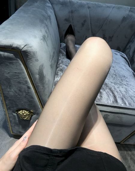 尖情在线观看