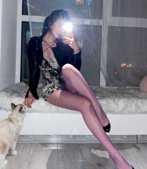 美女被脱脱内衣免费的软件