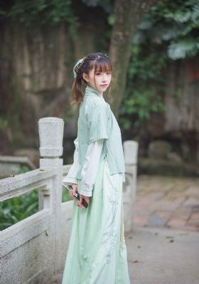 电影二嫫