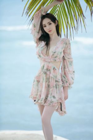 迪拜女孩在线观看