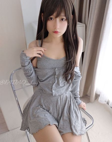 黑人把女学生弄到高潮电影