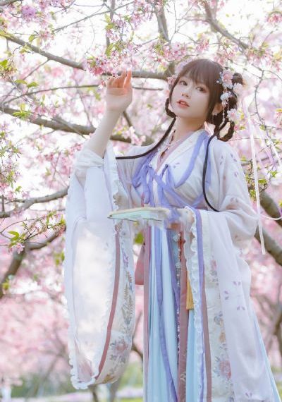 年轻的姐妹