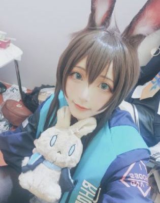sana地下偶像