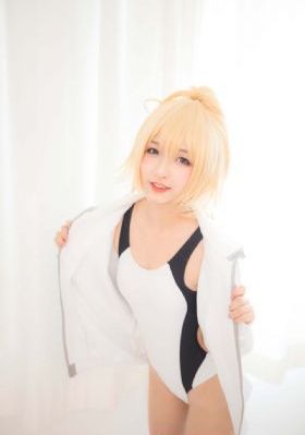 《阁楼里的情人》